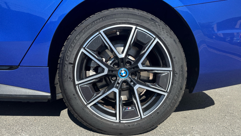 BMW i4 250kW eDrive40 M Sport 83.9kWh 5dr Auto Electric Hatchback
